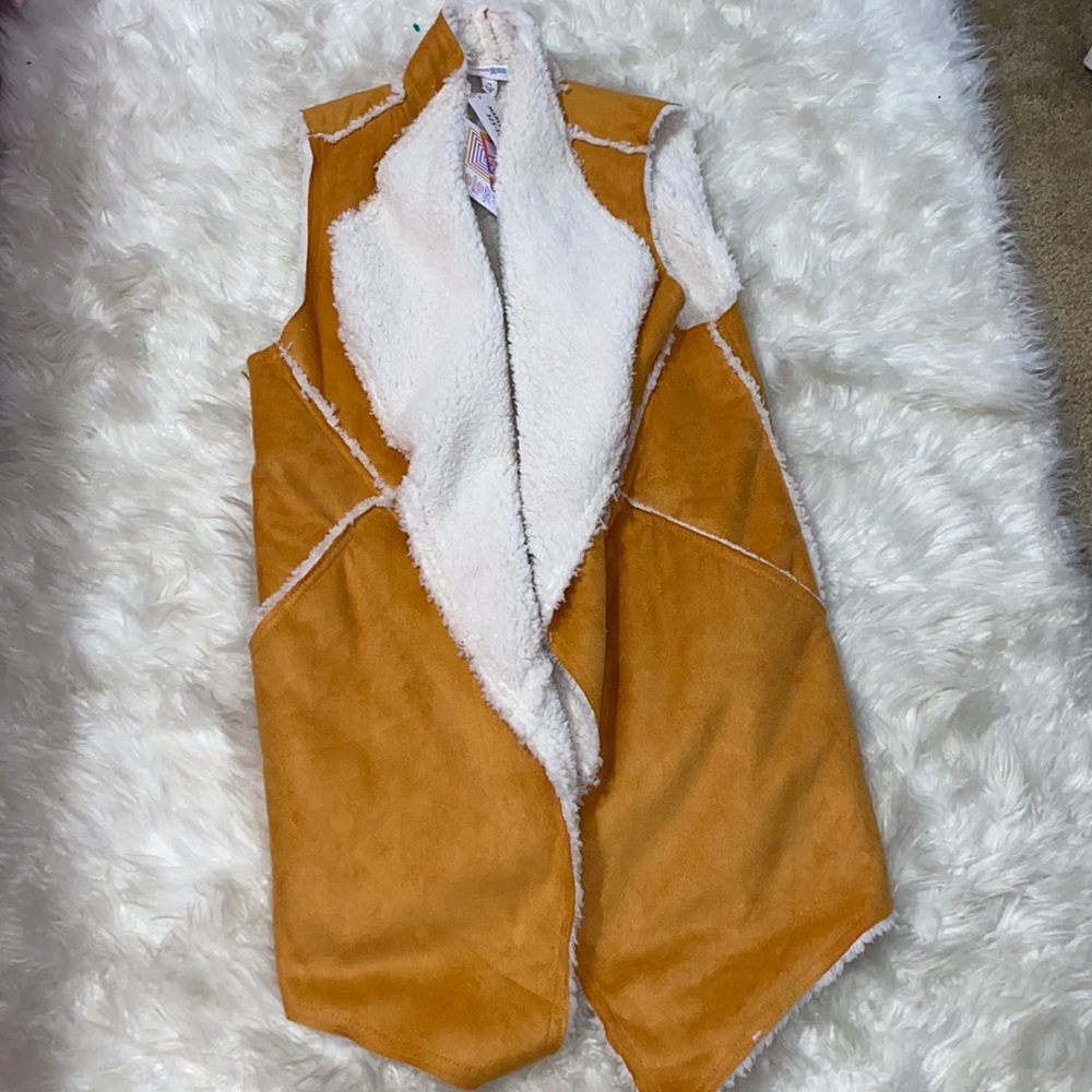 Lularoe Marlow mustard and white fuzzy vest NWT size medium